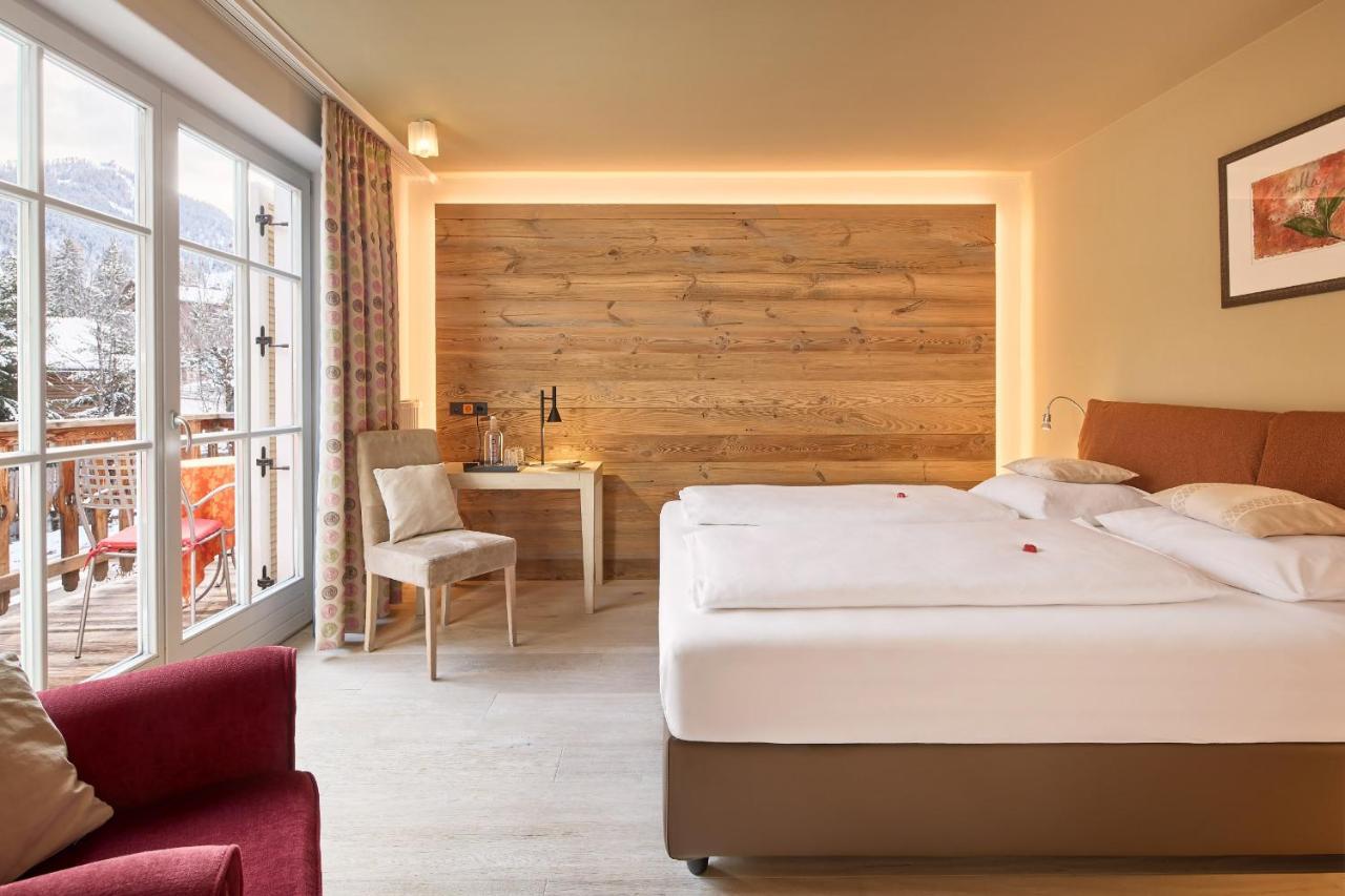 Dolomit Boutique Hotel Ла Вилла Экстерьер фото