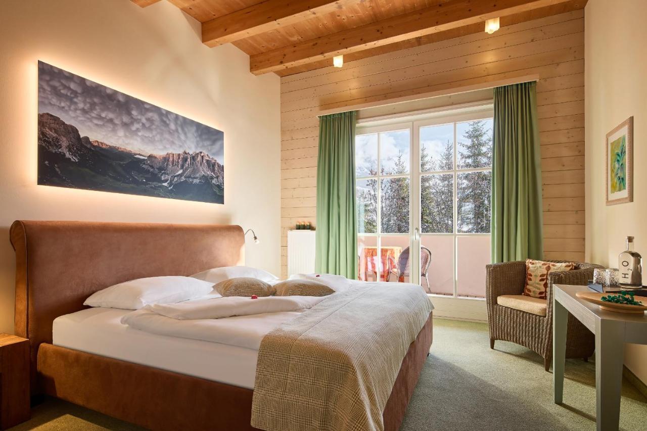 Dolomit Boutique Hotel Ла Вилла Экстерьер фото